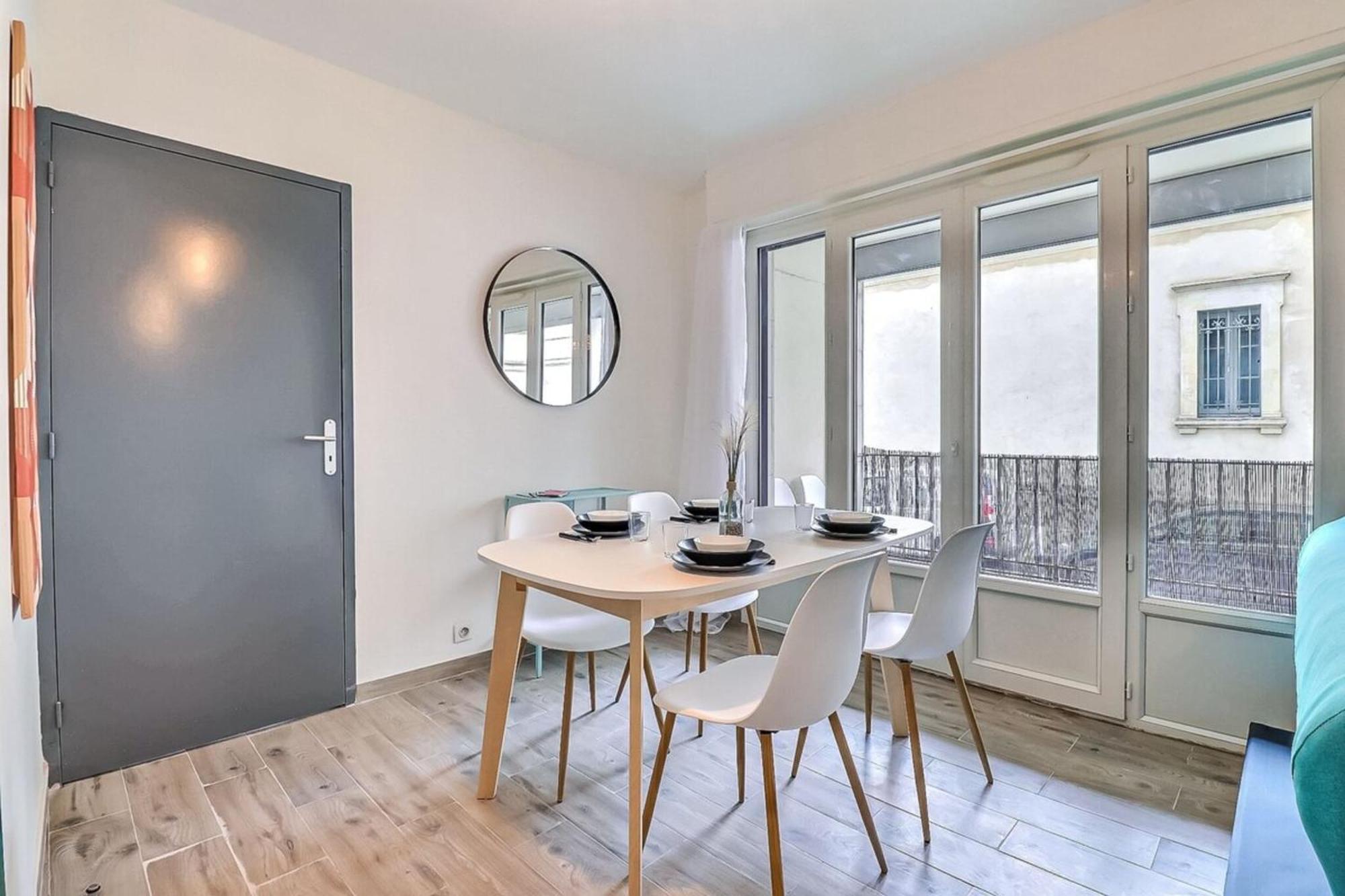 Atlas - Superbe Logement Plein Centre - Terrasse Nîmes Eksteriør billede